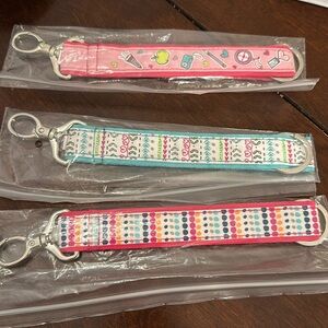 NWT set of 3 Thirty-one hang it up key fobs